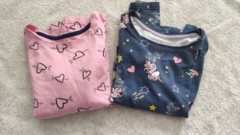 Lot de 2 t-shirts manches longues 8 ans