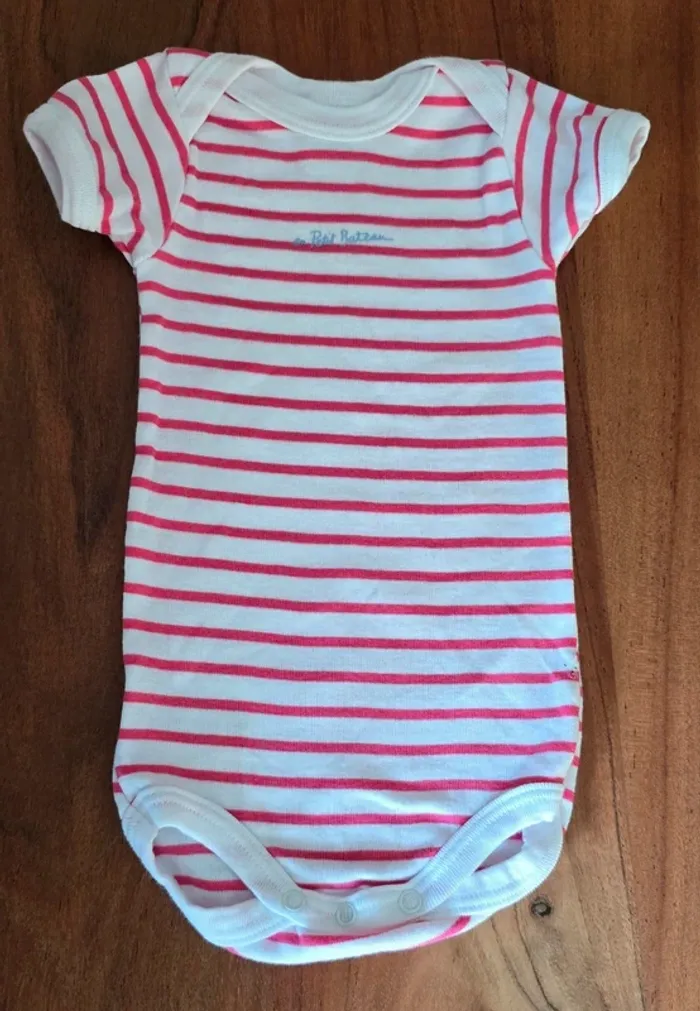Body Petit Bateau Taille 6 mois - photo numéro 3