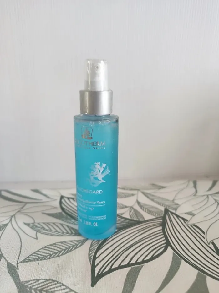 Algotherm lotion demaquillante yeux 100ml à utiliser 9 mois après ouverture valeur 19€