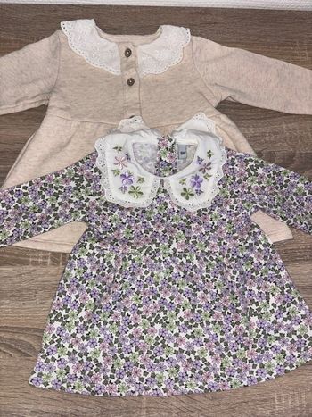 Lot 2 robes 