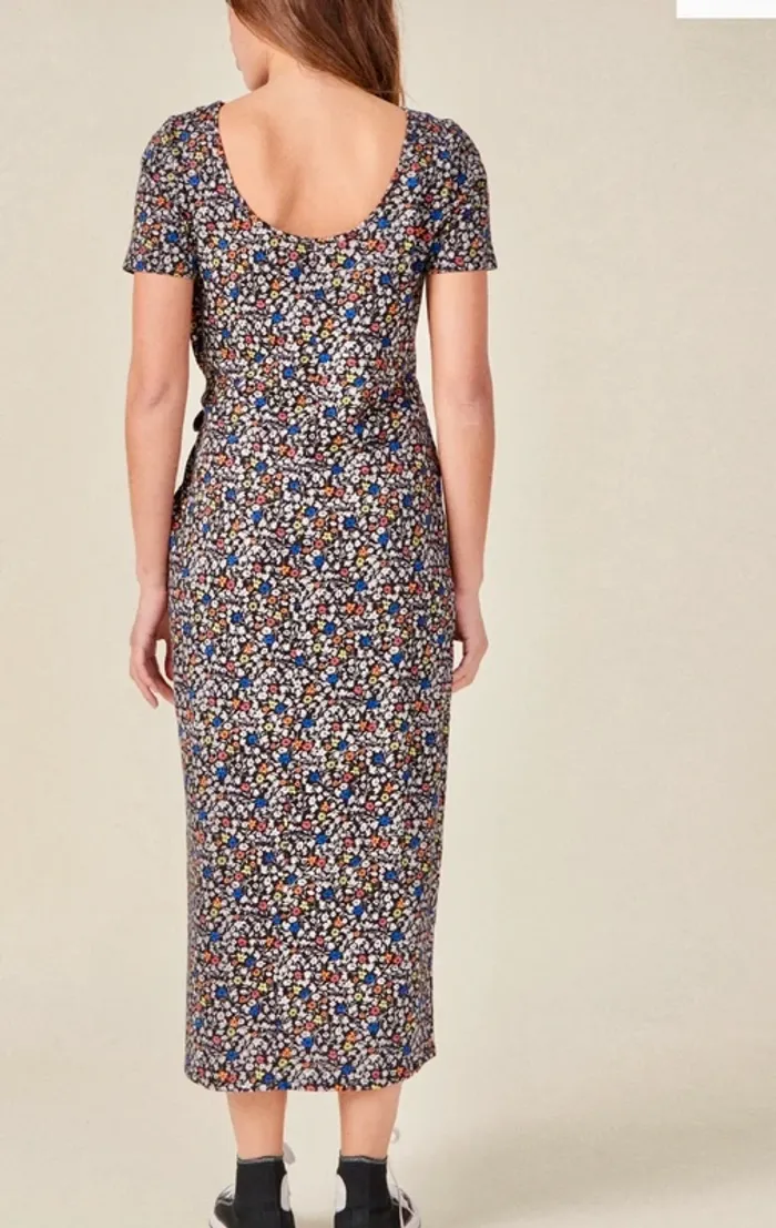 Robe fleurs - photo numéro 7