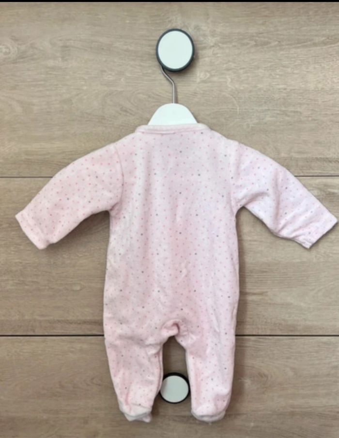 Lot de 3 pyjamas bébé fille en velours – Taille 1 mois – Quasi Neufs - Kiabi - In Extenso - photo numéro 5