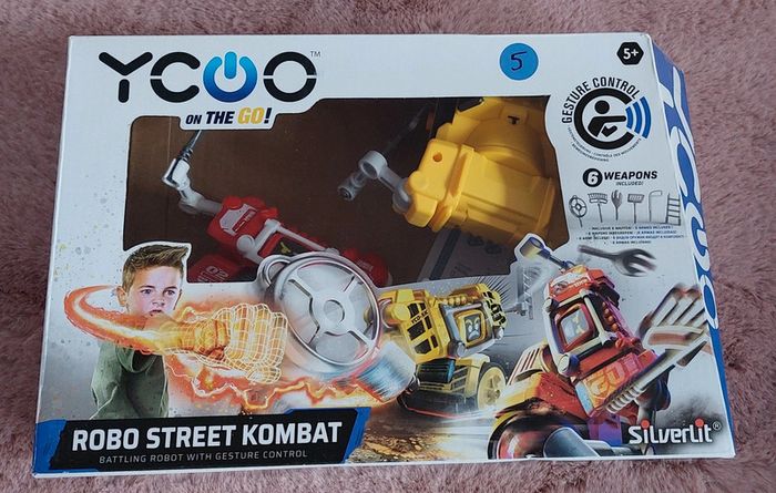 Robot Ycoo street Kombat