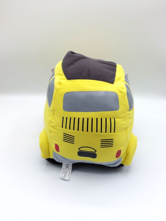 Peluche Cars Luigi Fiat jaune Disney Pixar Nicotoy 25 cm gris noir doudou - photo numéro 4