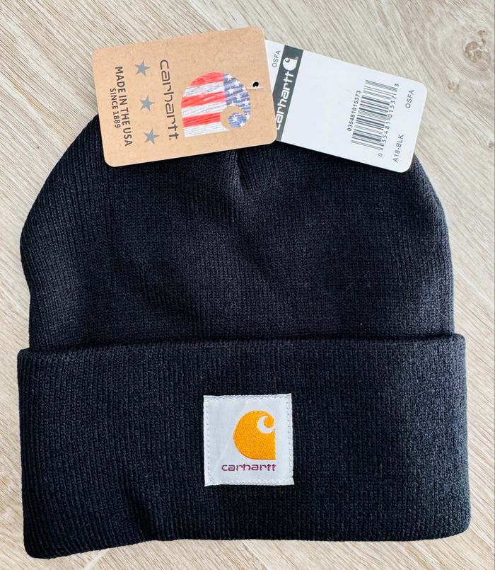 Bonnet carhartt noir neuf