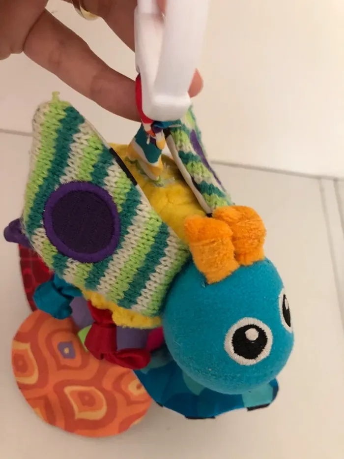 Jouet d’éveil / hover abeille vibrante Lamaze - photo numéro 2