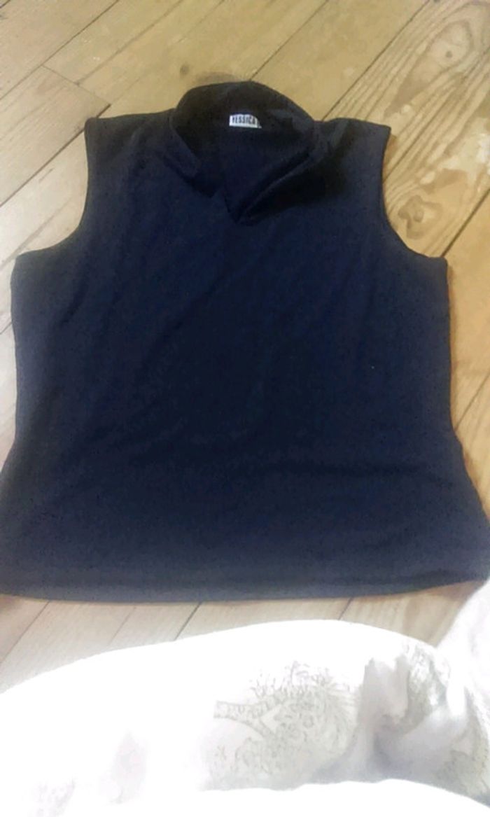 Haut yessica noir - photo numéro 2