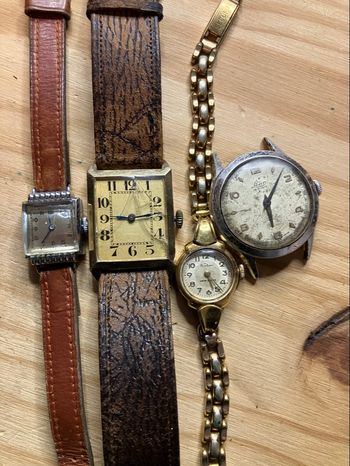 Lot montres vintage à réparer 
