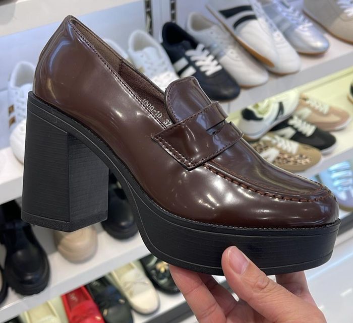 Chaussure à talon  femme  40