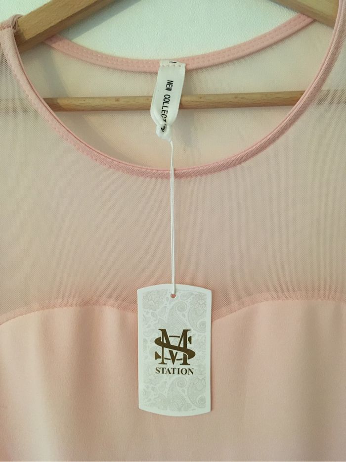 Magnifique blouse Péplum Neuve avec étiquette 🏷 - photo numéro 3