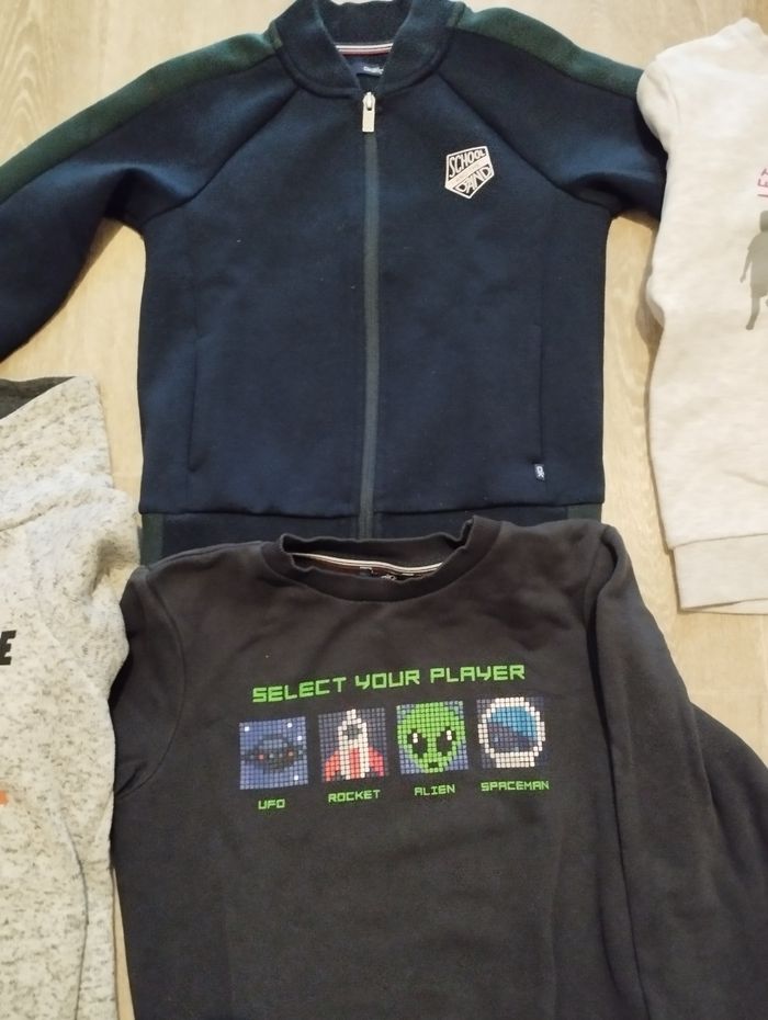 Lot sweats pull Okaïdi très bon état - photo numéro 2