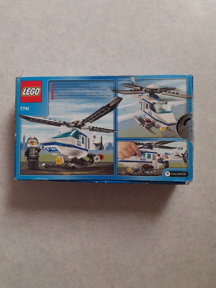 LEGO City Hélicoptère 7741 - photo numéro 3
