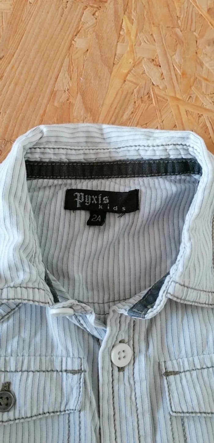 Chemise manches longues. Taille 2 ans