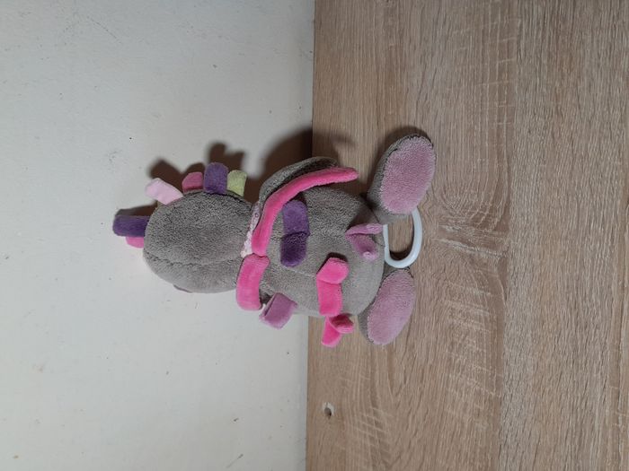 peluche herisson musical