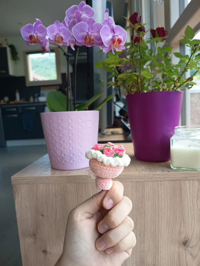 Petite peluche bouquet de fleur crochet neuf - photo numéro 4