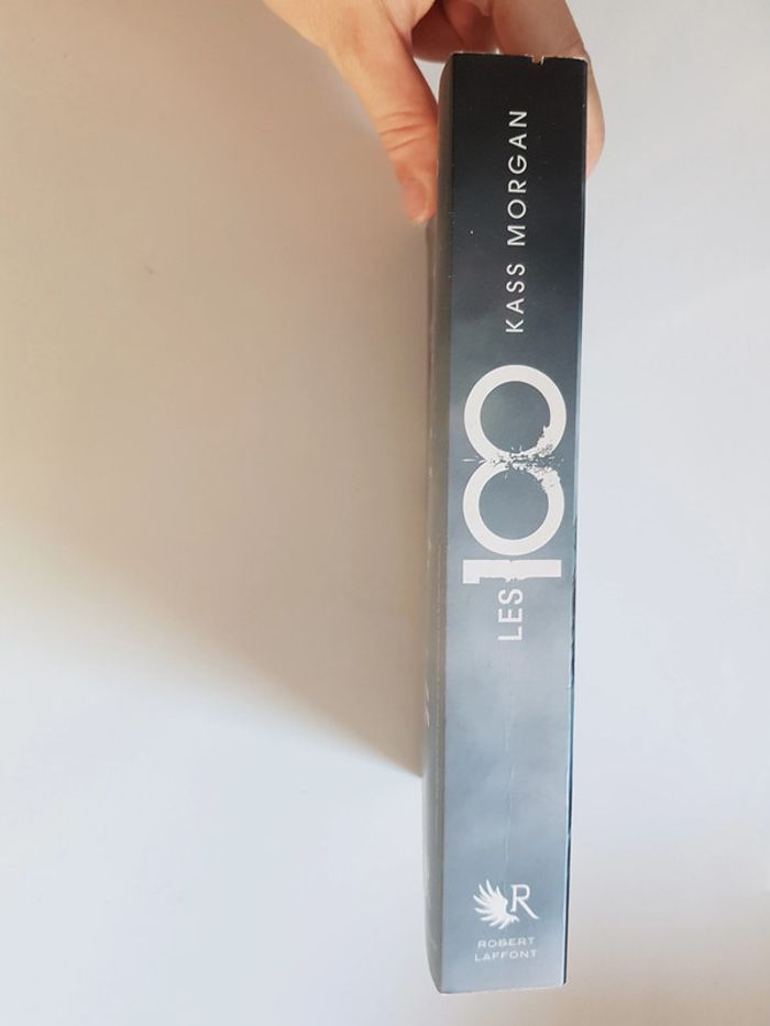 Kass Morgan (Écrivain) Les 100, Tome 1 - photo numéro 5