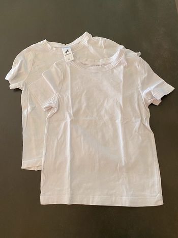 2 t shirt 5 ans lot