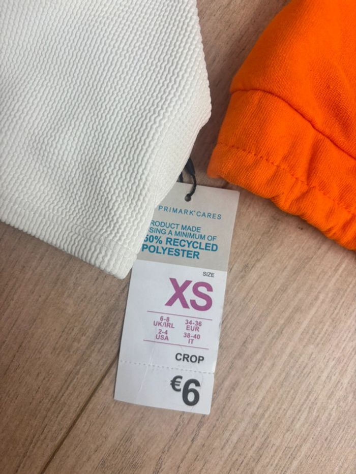 Lot de 2 brassières neuves TXS - photo numéro 2