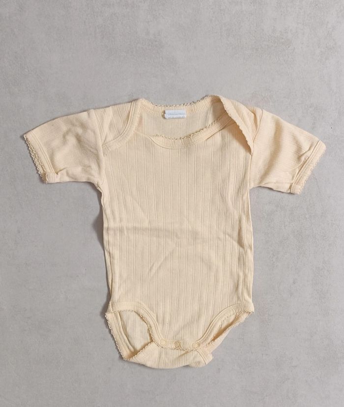 Lot de 2 bodies manches courtes mixtes - 6 mois - photo numéro 2