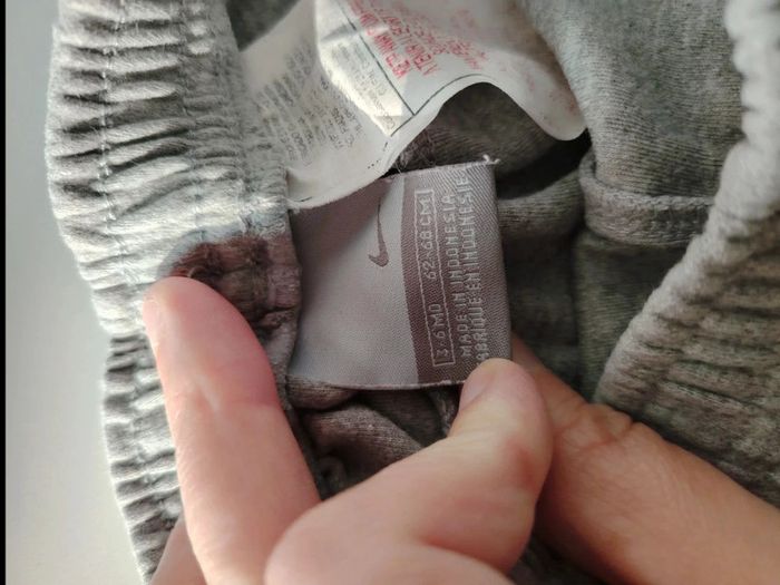 Pantalon Nike 3**6 mois - photo numéro 3