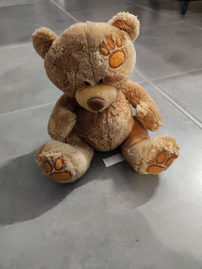 Ourson en peluche