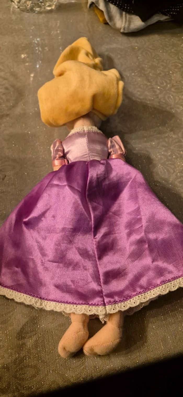 Poupée raiponce disneyland paris - photo numéro 5