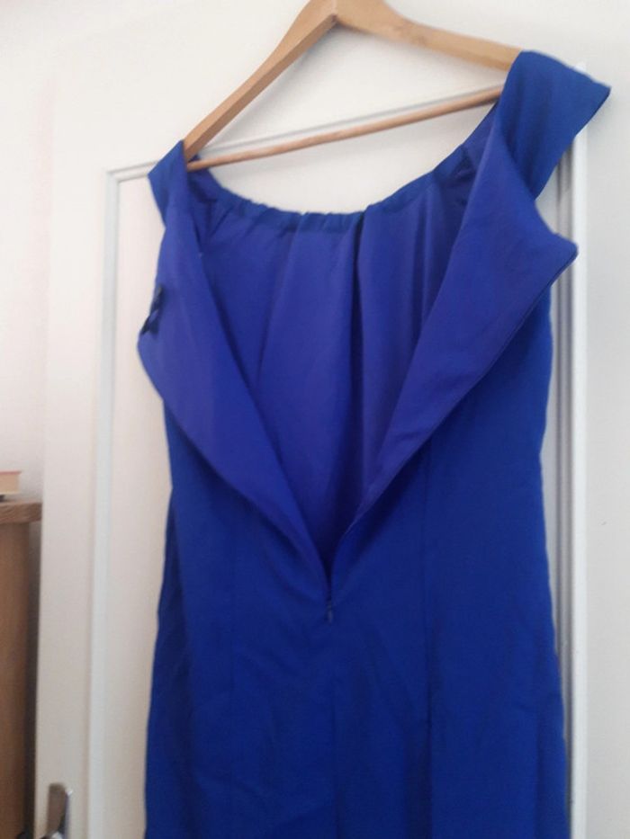 Robe bleue - photo numéro 3