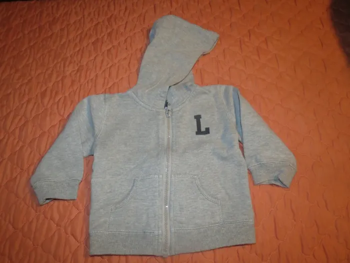 gilet a zippé taille 6 mois - photo numéro 2