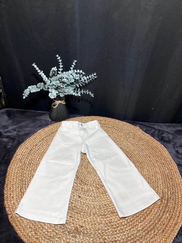 Jeans patte d’éléphant fille taille 4 ans