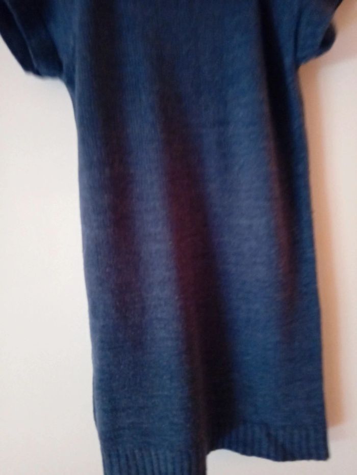 Jolie robe pull. Bleu marine. 6 ans - photo numéro 10