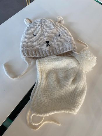 Lot de 2 bonnets en laine doublés polaire