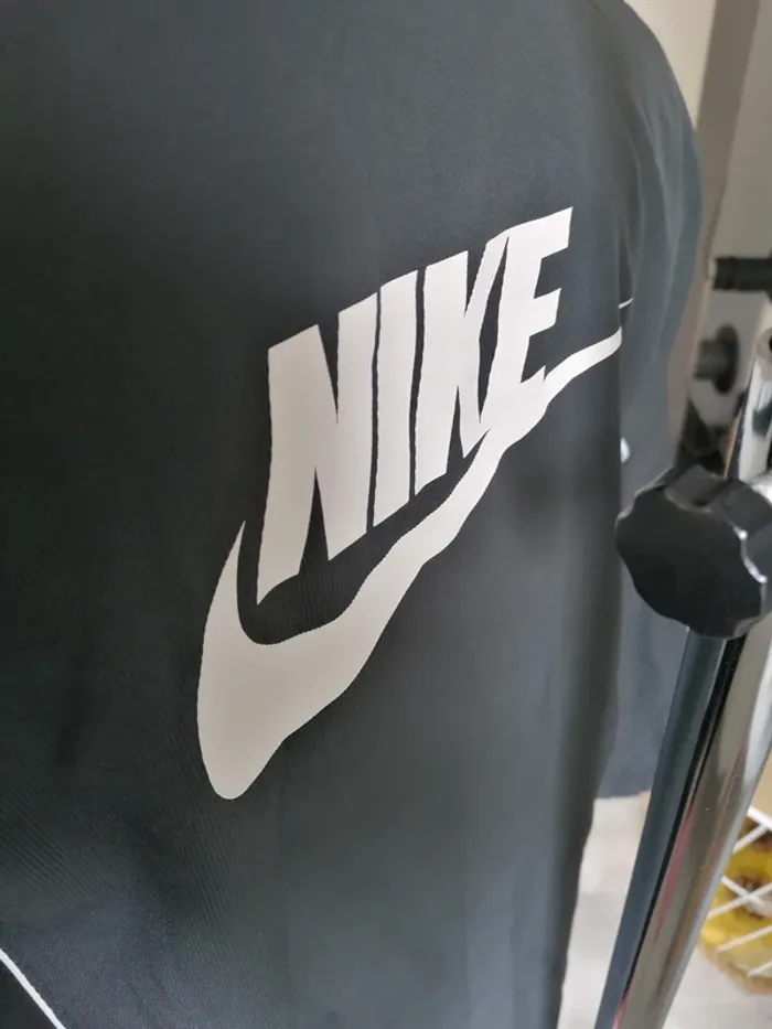 Veste/ haut de survêtement Nike XS - photo numéro 4