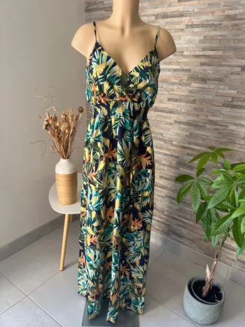 Robe longue à fleurs bleu marine doré