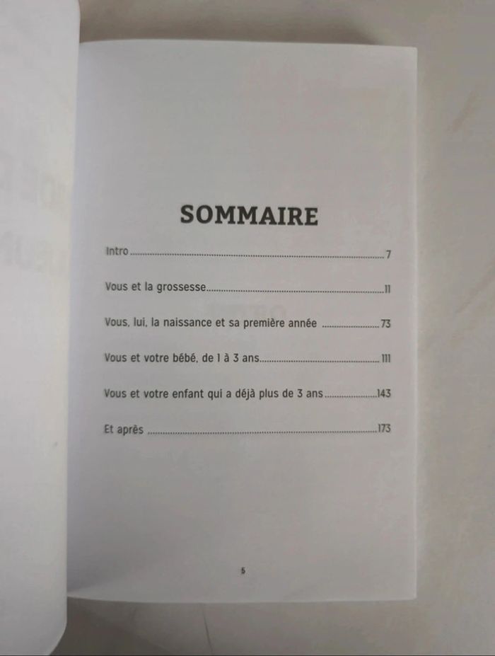 Livre "Guide de survie de la jeune maman" - photo numéro 2