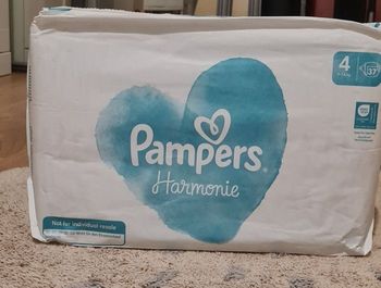 Pampers taille 4