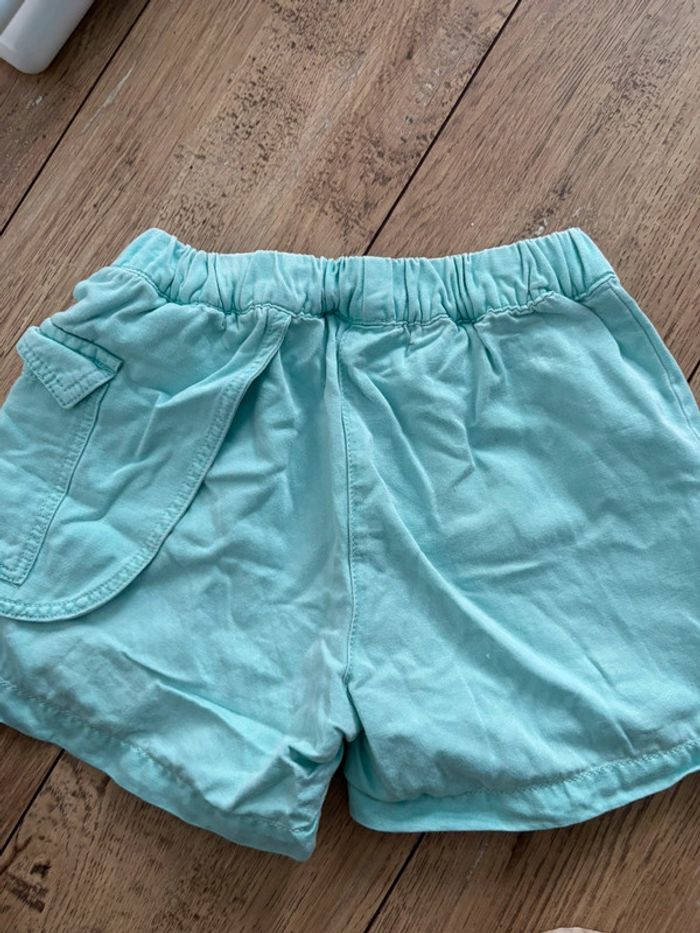 Short bleu 6 ans - photo numéro 4