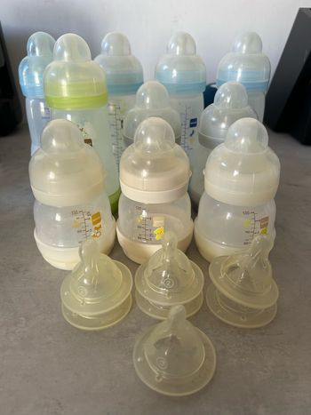Lot de 10 biberon et tétines