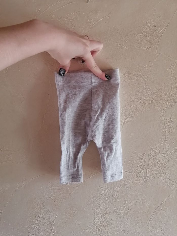 Lot de 2 leggings et 1 bodies 1mois kiabi - photo numéro 4