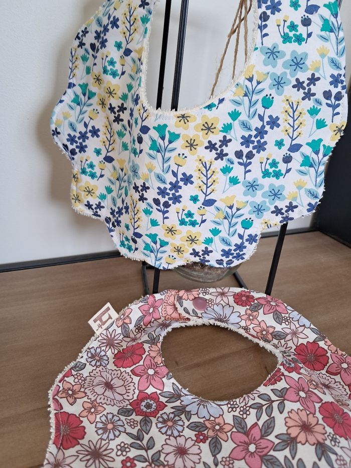 Bavoir 0-12mois - photo numéro 2