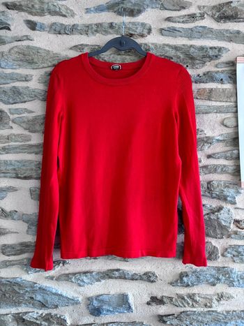 Pull rouge taille 40