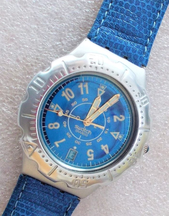Montre SWATCH Collecteur "Superblu"