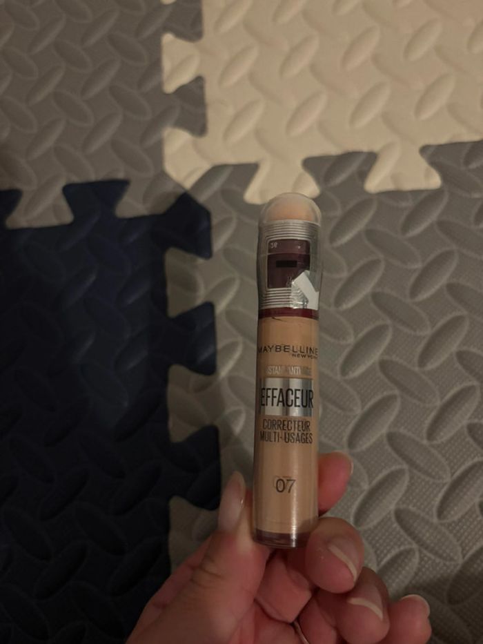 Correcteur effaceur maybelline multi-usage instant anti-âge - photo numéro 3