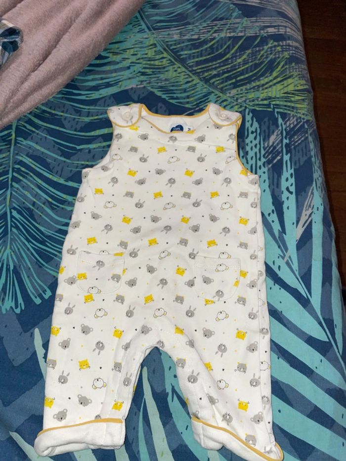 Salopette taille 3 mois