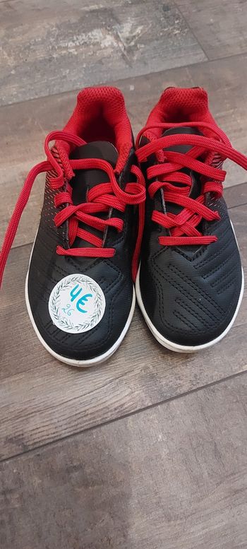 Chaussure de foot kipsta 26