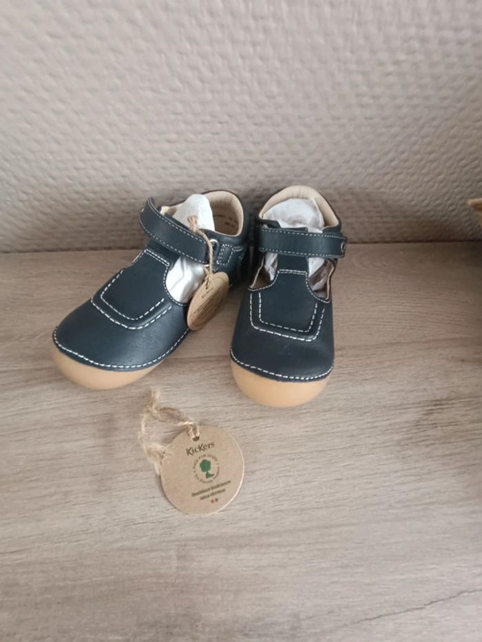 Kickers salome 27 neuve chaussures souples barefoot - photo numéro 3