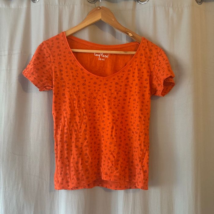 TEE shirt