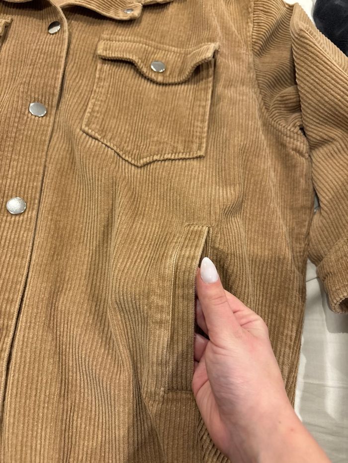 Sur chemise - photo numéro 5