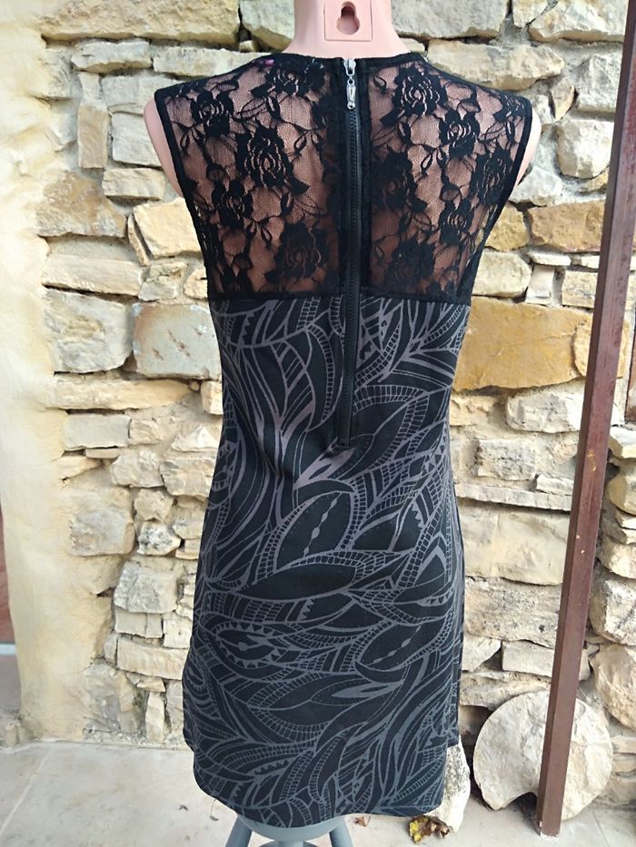 Robe sans manches - photo numéro 2