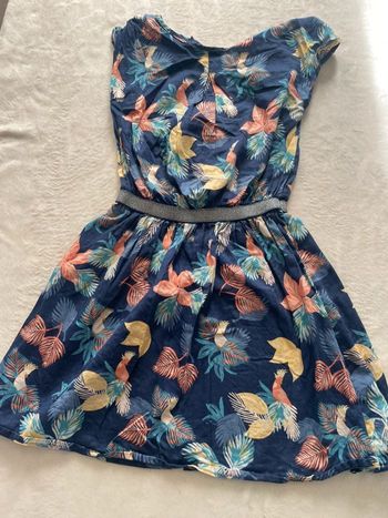 Robe, Tape A L’oeil 8 ans