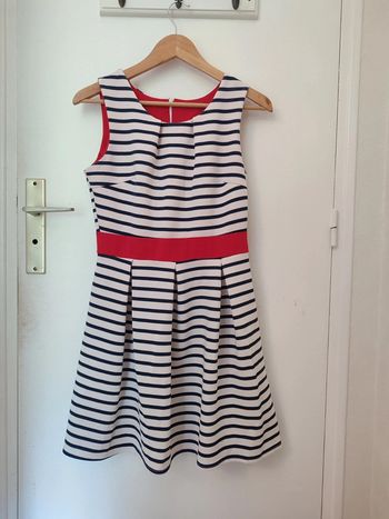 Robe rayée en 38